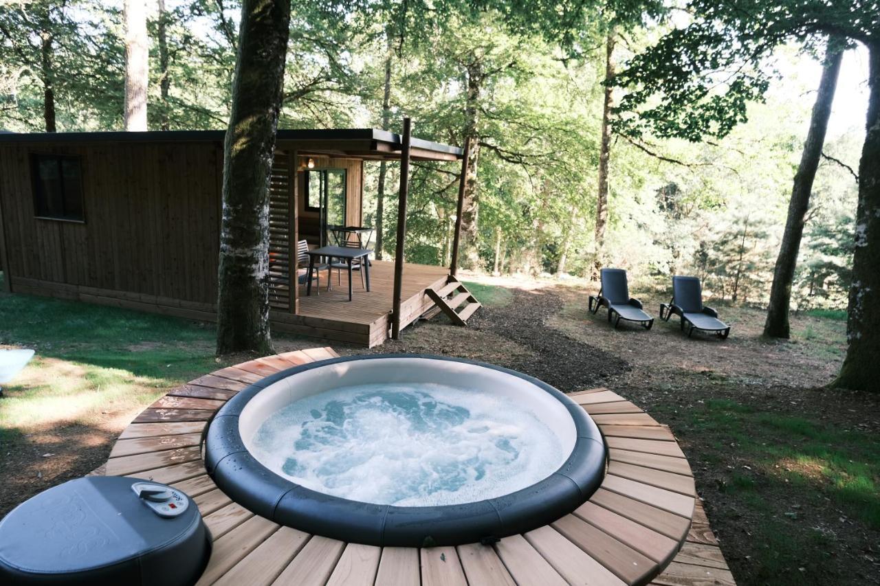 Lodge Avec Spa Privatif - Foret Et Lac Liginiac Экстерьер фото