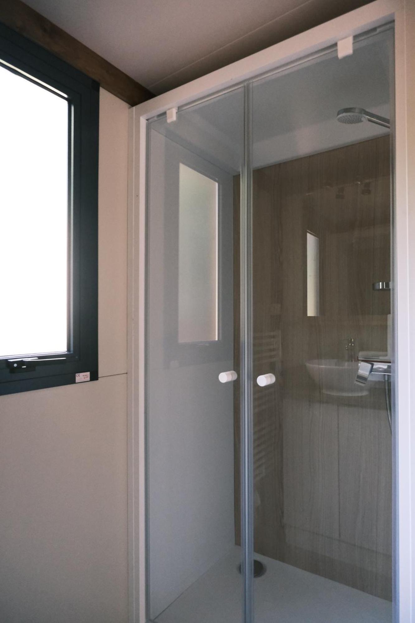 Lodge Avec Spa Privatif - Foret Et Lac Liginiac Экстерьер фото